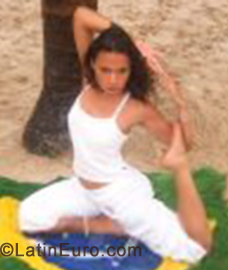 Date this passionate Brazil girl Fernanda from Sao Paulo BR611