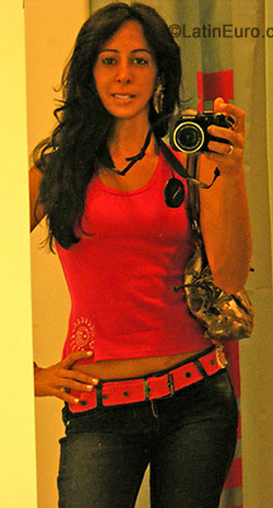 Date this funny Brazil girl Sirlene from Goiania BR638