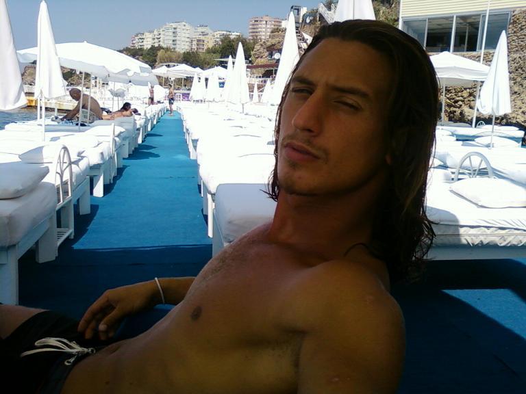 Date this nice looking Germany man ThisMensBad from Bochum DE32