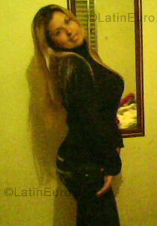 Date this foxy Brazil girl Luciane from Itap Da Serra BR748