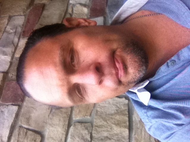 Date this good-looking United States man Michael from Lancaster US1644