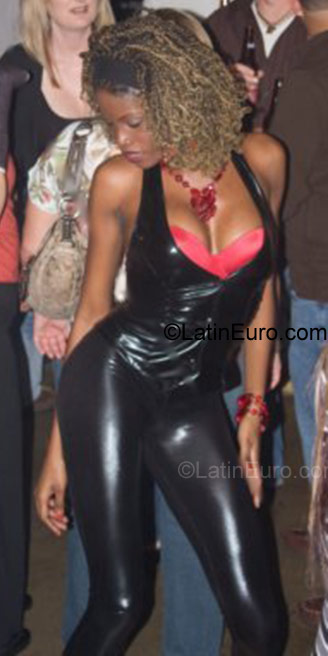 Date this nice looking United States girl Ogette from Tulsa US1751