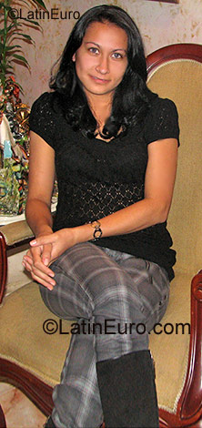 Date this cute Colombia girl Angela Patricia from Bogota CO584