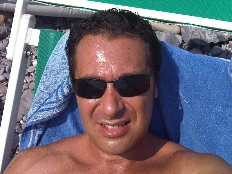 Date this happy United Kingdom man Andreo from Newcastle GB118