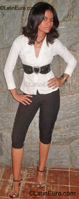 Date this happy Brazil girl Rosiane from Fortaleza BR880