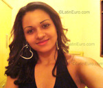 good-looking Brazil girl Ariana from Vitoria BR918
