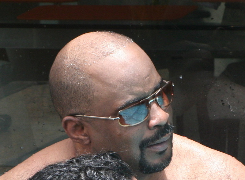 Date this voluptuous United States man Kenny from Philadelphia US2033