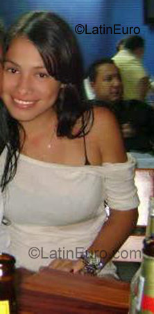 Date this foxy Colombia girl Susana Maria from Barranquilla CO678