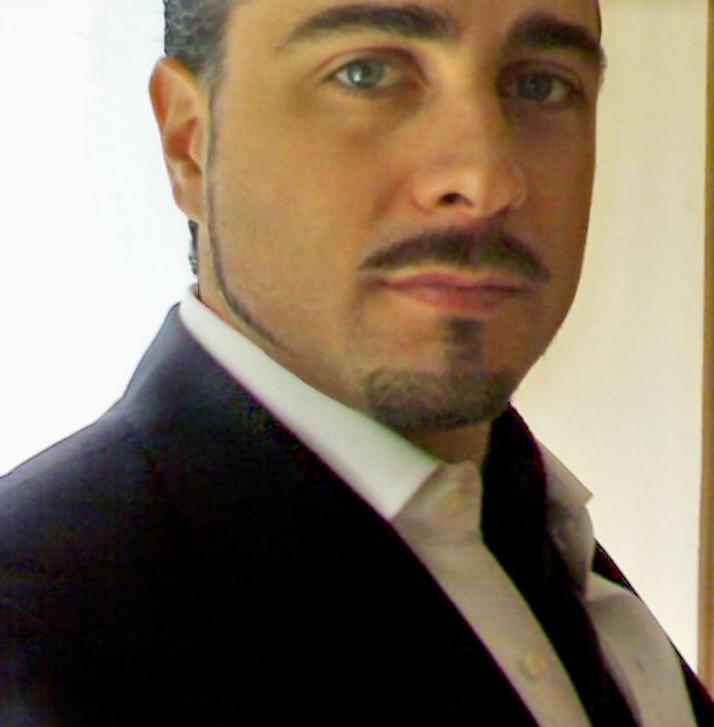 Date this gorgeous Italy man PERFIL from MilÃ¡n IT29