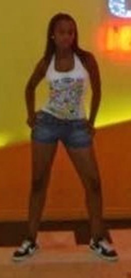 Date this gorgeous Colombia girl Diany from Cartagena CO711