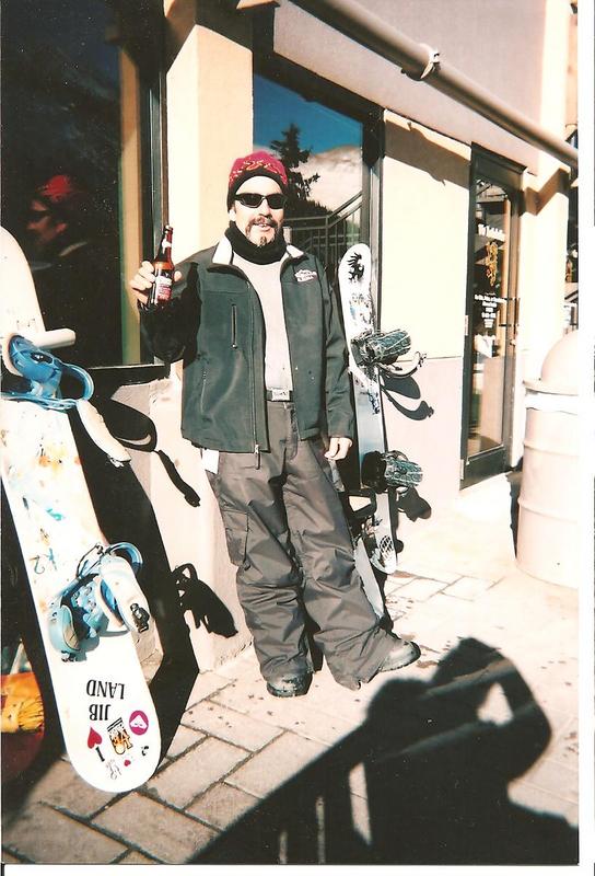 Date this young United States man Chepito1748 from Denver US2197