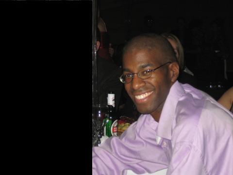 Date this happy Canada man Bobbyboy78 from Toronto CA82