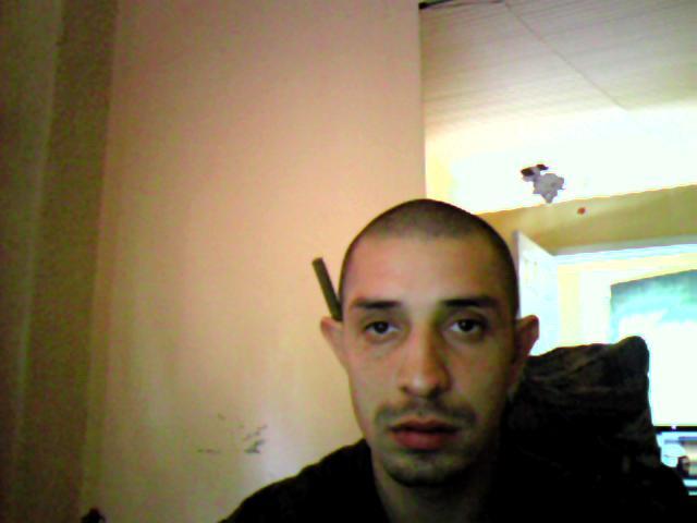 Date this hot United States man Candy from Los Angeles US2272