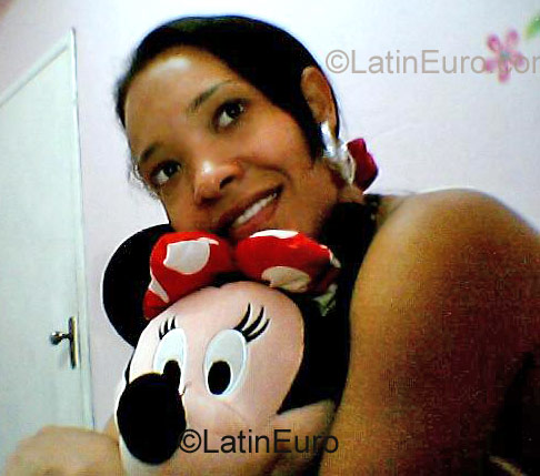 Date this charming Brazil girl Luiza from Governador Valadares BR1016