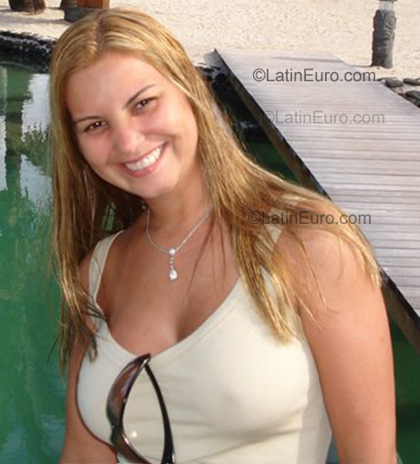 Date this young Brazil girl Patricia from Rio De Janeiro BR1046