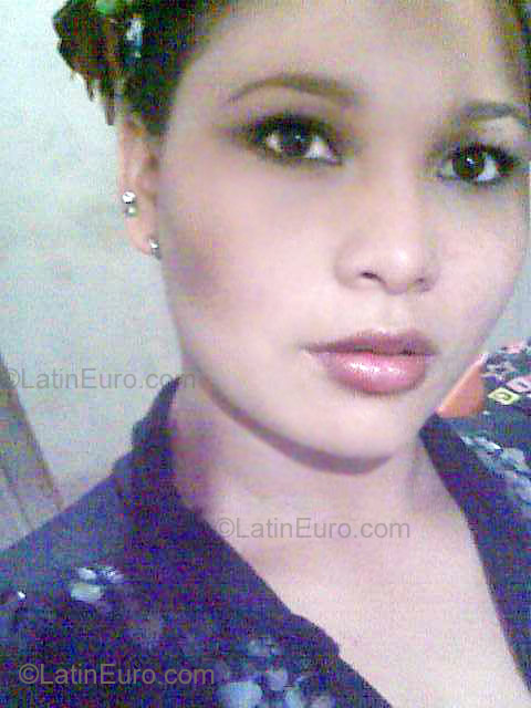 Date this sultry Brazil girl Suzi from Barcarena-vila Dos Cabanos BR1055