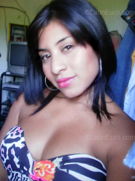 Date this cute Colombia girl Lina Vanessa from Jamundi CO819