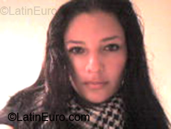 Date this beautiful Colombia girl Karolin from Bogota CO836