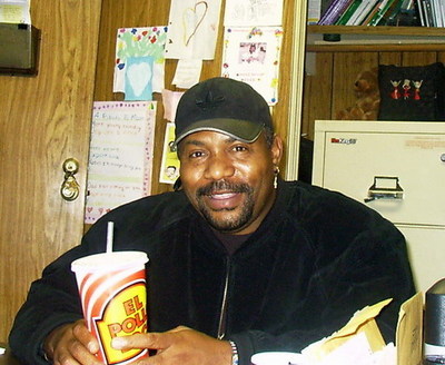 Date this happy United States man JACKIE from LOS ANGELES BR1138