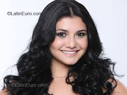 Date this pretty Brazil girl Kamilla from Sao Paulo BR1152