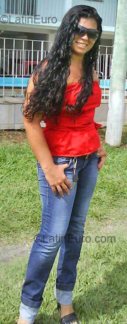 Date this foxy Brazil girl Cristiane Viana from Rio De Janeiro BR1166