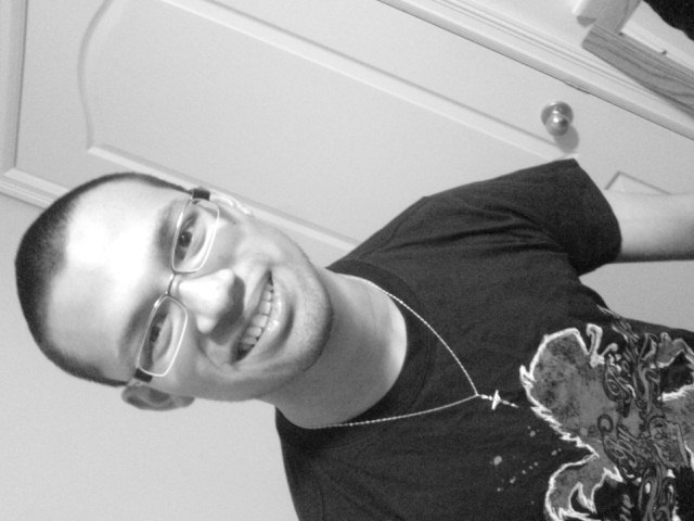 Date this funny Canada man Eljefe505 from Edmonton CA100