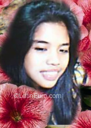 Date this happy Philippines girl Maricel from Cebu City PH47
