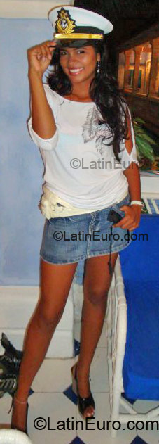 Date this voluptuous Colombia girl Tachy Estefany from Cartagena CO926