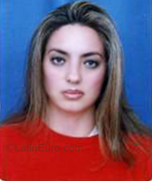 Date this hard body Colombia girl Luisa from Bogota CO945