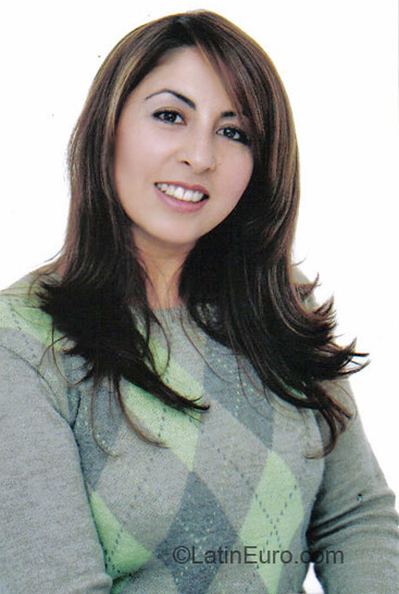 Date this cute Colombia girl Patricia from Bogota CO951