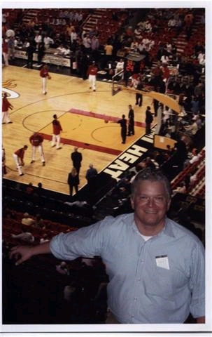 Date this tall United States man Oliver from Miami US2772