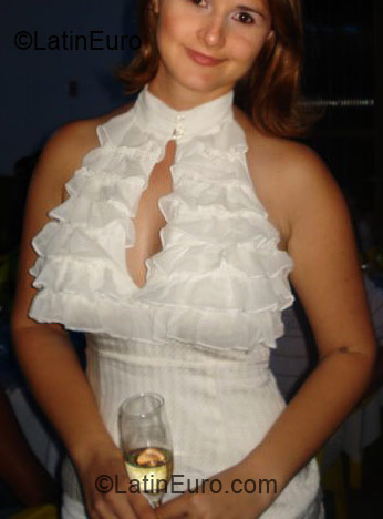 Date this sultry Brazil girl Patricia from Tucuma BR1320