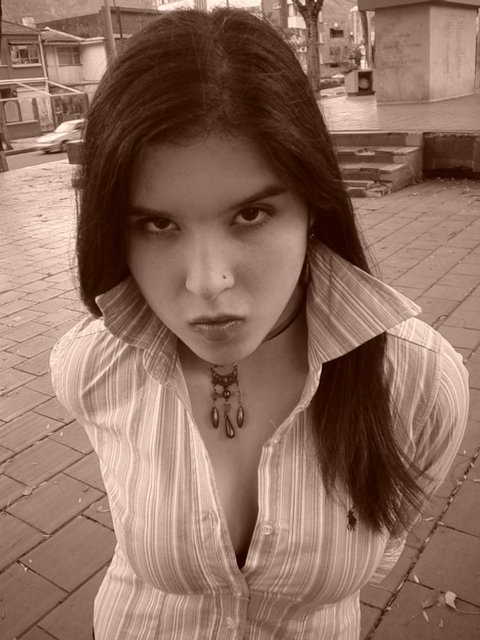 Date this hot Colombia girl Suzana from Bogota CO1049