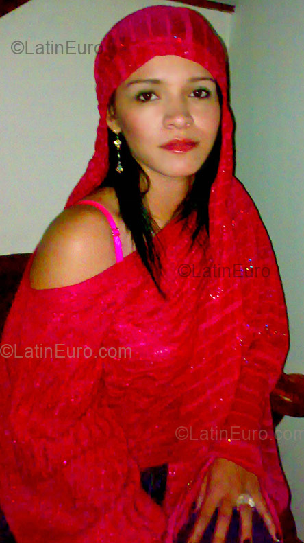 Date this young Colombia girl Jeny Cristina from Medeliin CO1073