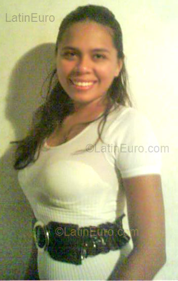 Date this cute Colombia girl Milena Patricia from Barranquilla CO1092