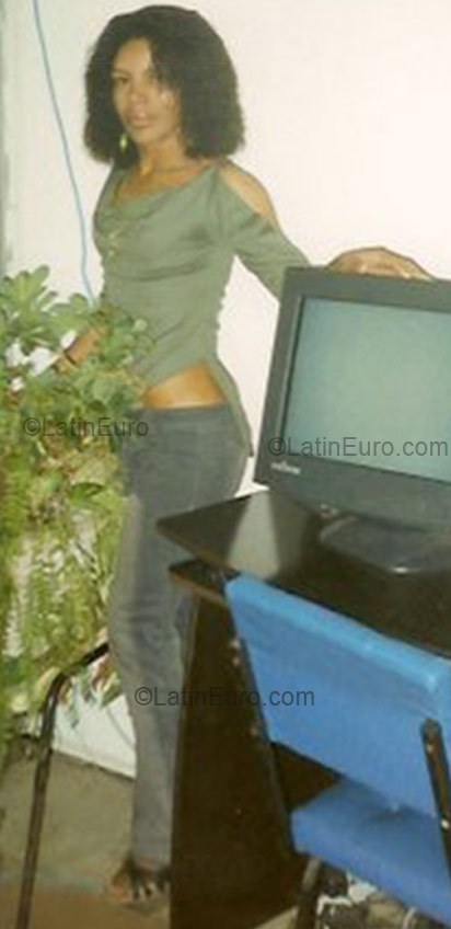 Date this lovely Brazil girl Cidinha from Sao Paulo BR1394