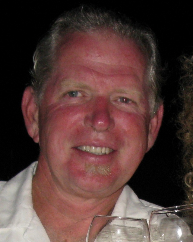 Date this happy Canada man Newred from Victoria CA123