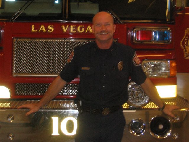 Date this hard body United States man Steve from Las Vegas US3319