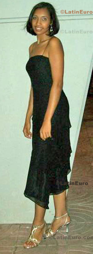 Date this funny Dominican Republic girl Wendy from Santiago DO8207