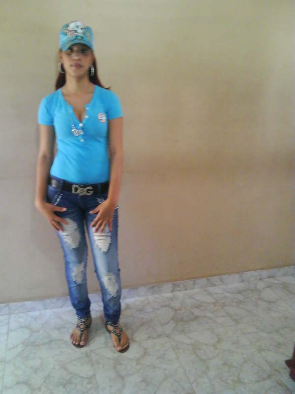 Date this sultry Brazil girl Lora from Dfdf BR1501