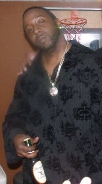 Date this voluptuous United States man Vsnipes from Turnersville US3410