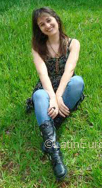 Date this stunning Brazil girl Giovania from Sao Paulo BR1507