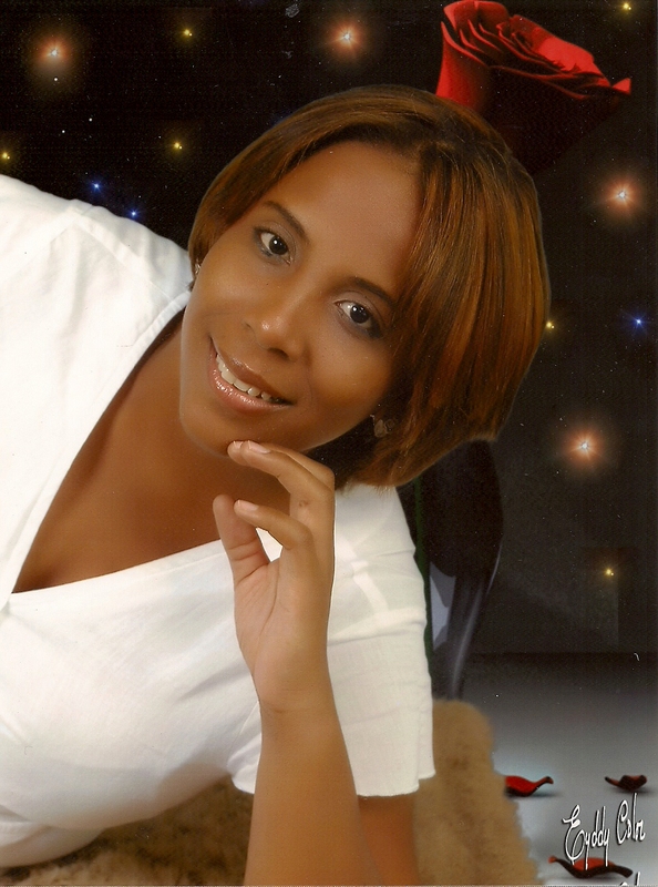 Date this voluptuous Dominican Republic girl Ivelisse from San Cristobal DO1441