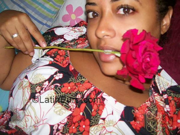 Date this pretty Brazil girl Itana from Rio De Janeiro BR1584