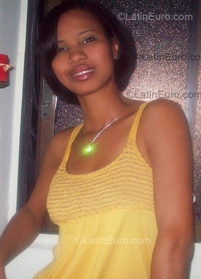 Date this exotic Dominican Republic girl Carmen from  DO1504