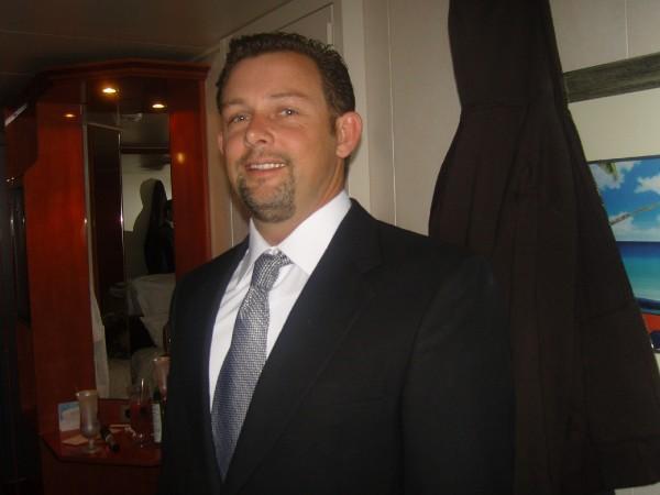 Date this attractive United States man Heartseek47 from Californa US3643