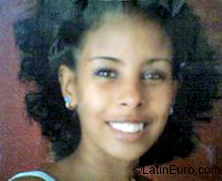 Date this georgeous Dominican Republic girl Dulce from  DO1520
