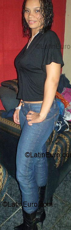 Date this young Brazil girl Jessica Hellen from Rio De Janeiro BR1644