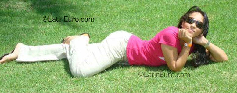 Date this attractive Dominican Republic girl Maria from Santiago DO1616