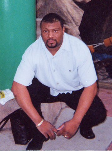 Date this athletic United States man Blair from San Diego US3916